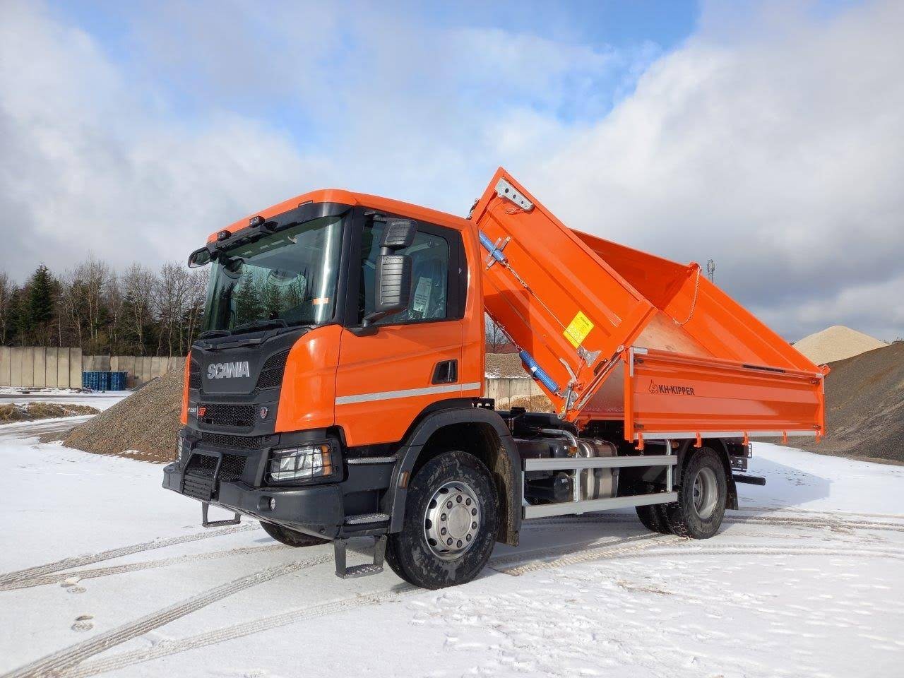 Самоскид Scania 4х2